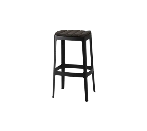 Cut bar chair