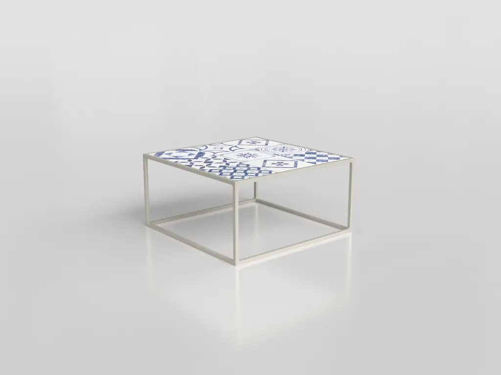 Club Coffee Table