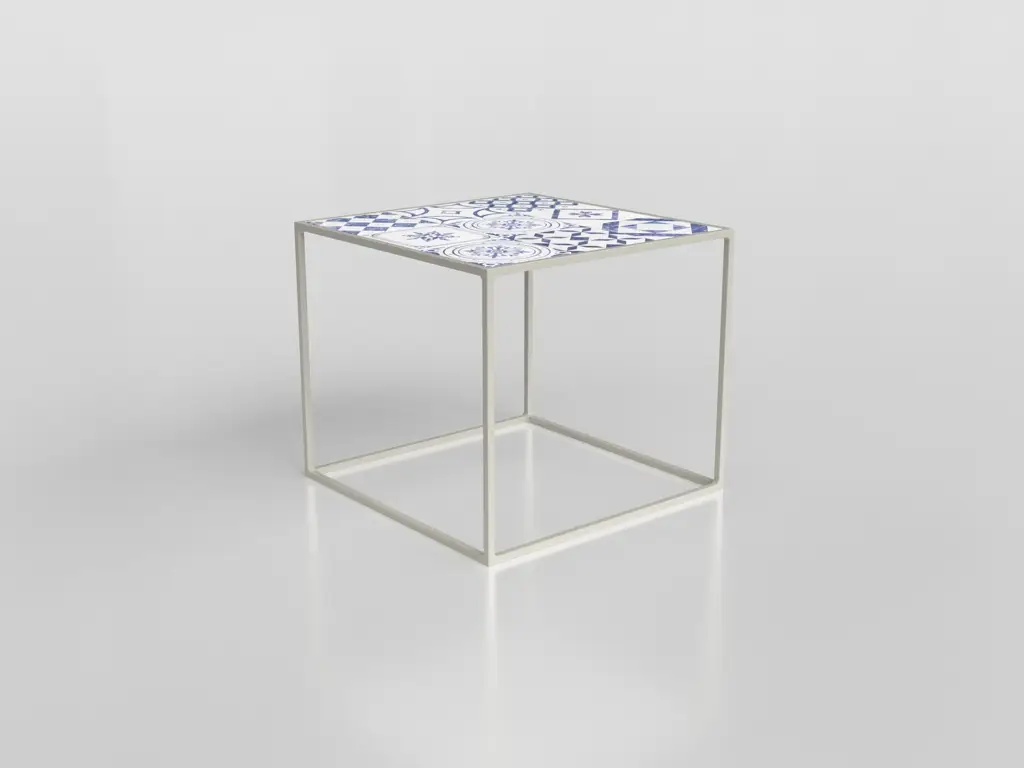 Club Side Table