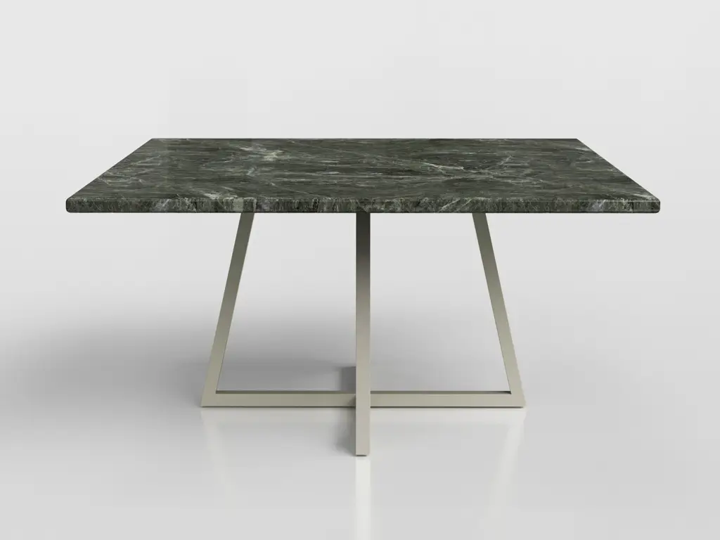 Piramide Table Square