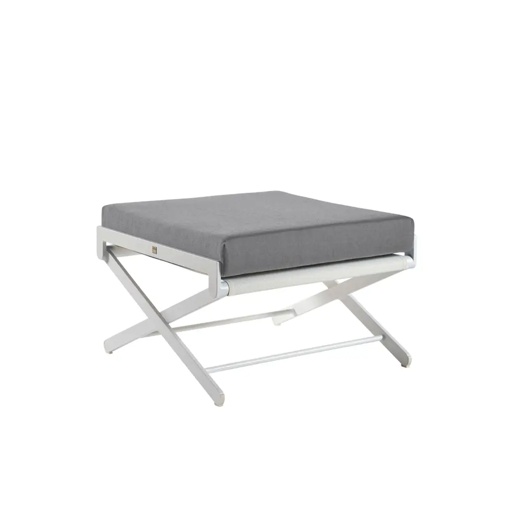 Oskar Footrest with cushion