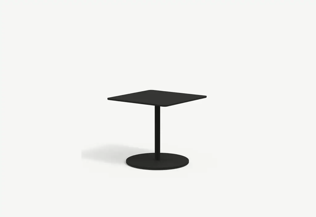 Table Button 001