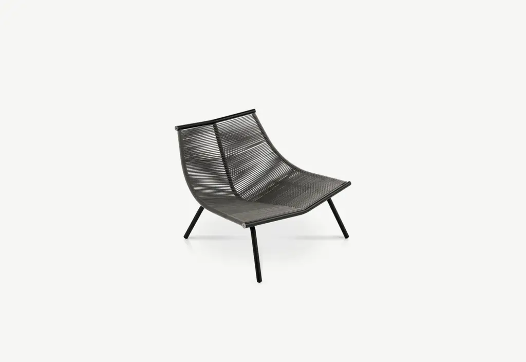 Lounge chair Laze 001