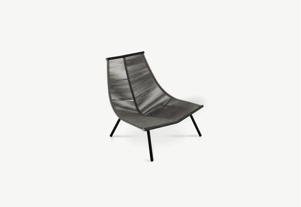 Lounge chair high backrest Laze 002